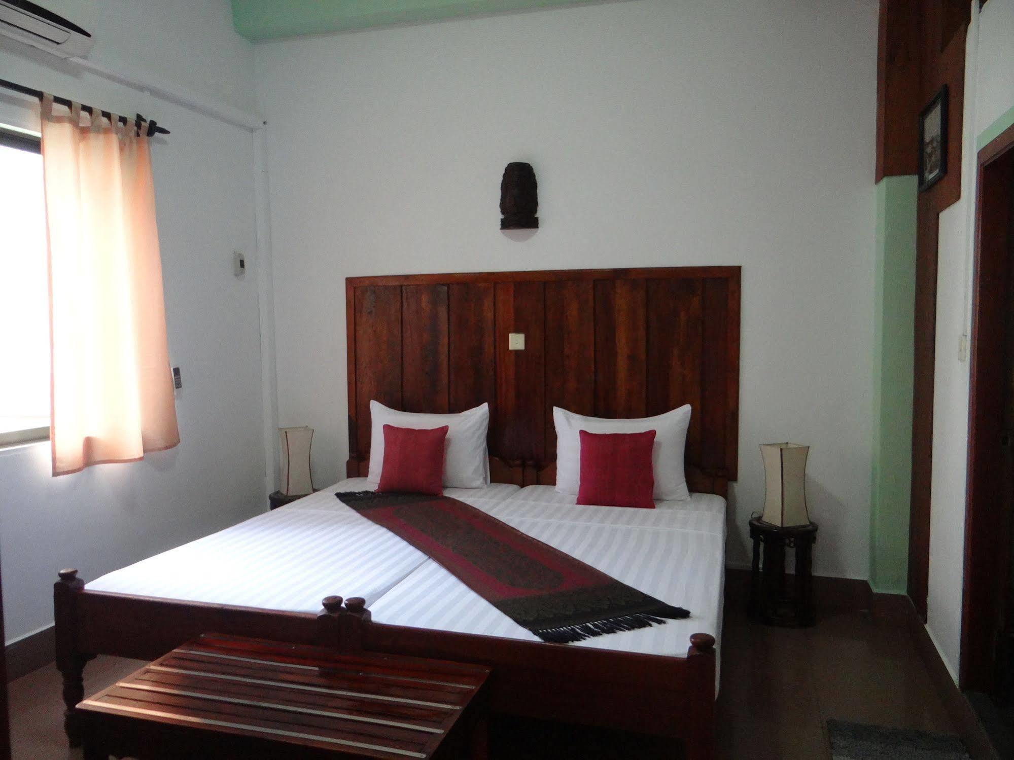 Alibi Guesthouse Phnom Penh Exterior foto