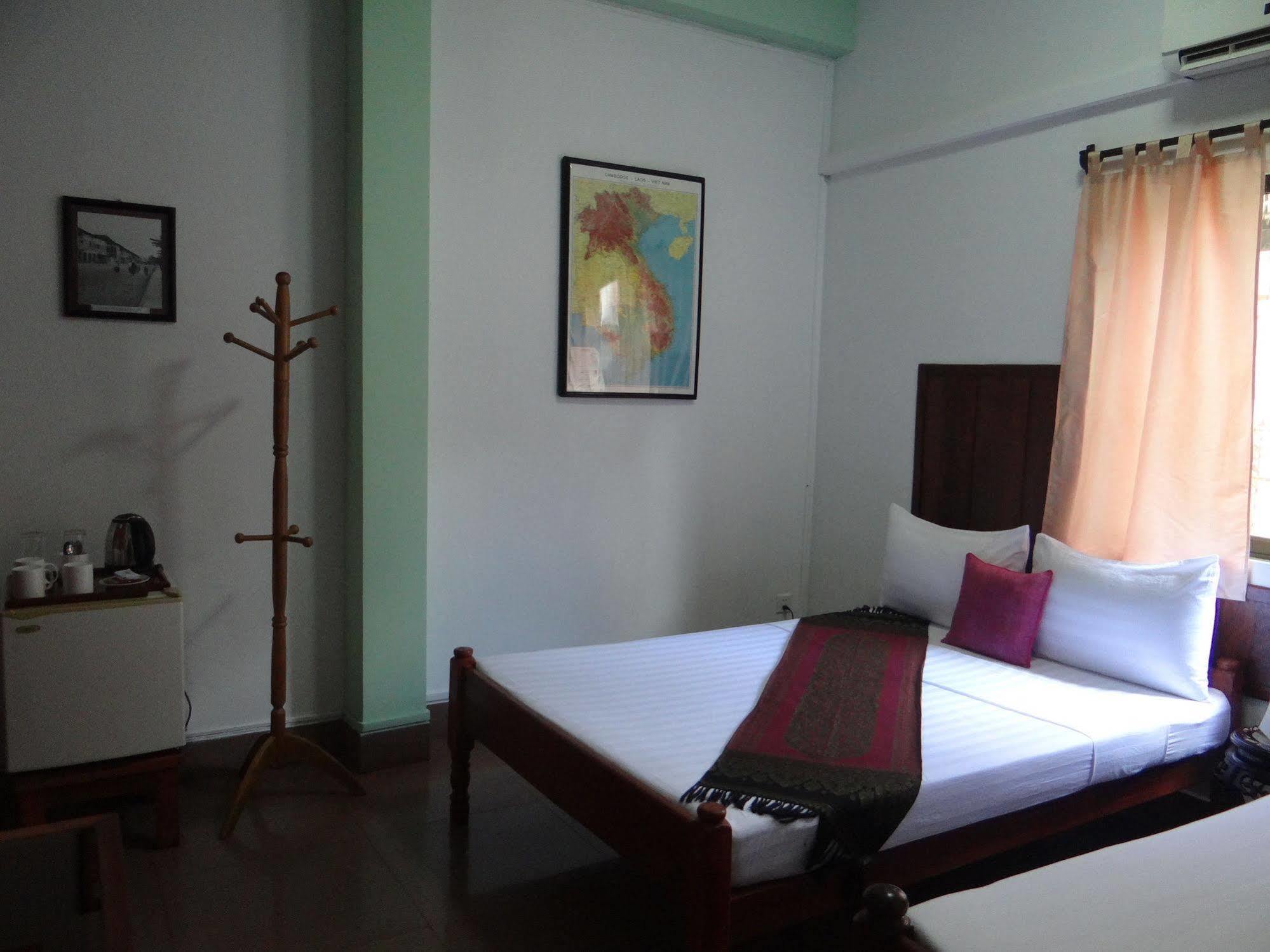 Alibi Guesthouse Phnom Penh Exterior foto